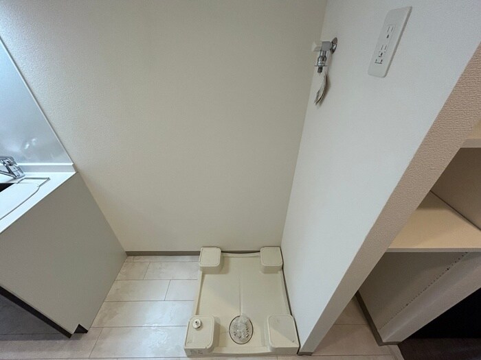 物件内観写真20　(洗濯機置場)