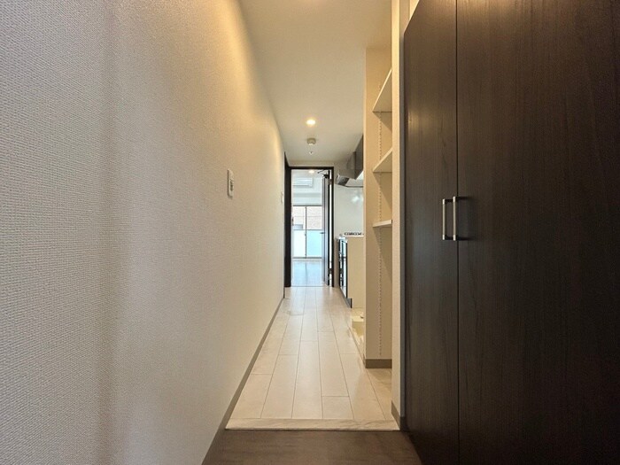 物件内観写真22　(玄関)