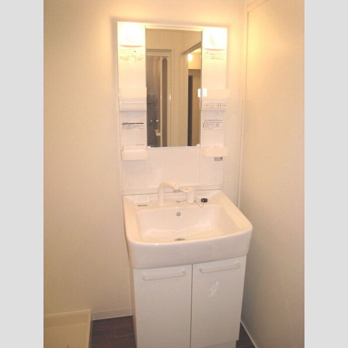 物件内観写真9　(洗面)