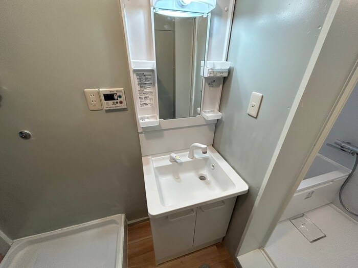 物件内観写真11　(洗面)