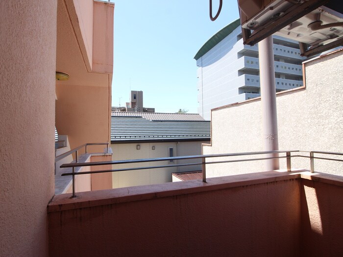 物件内観写真22　(室内からの展望)