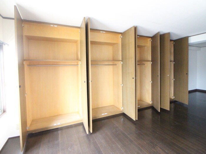 物件内観写真9　(収納)