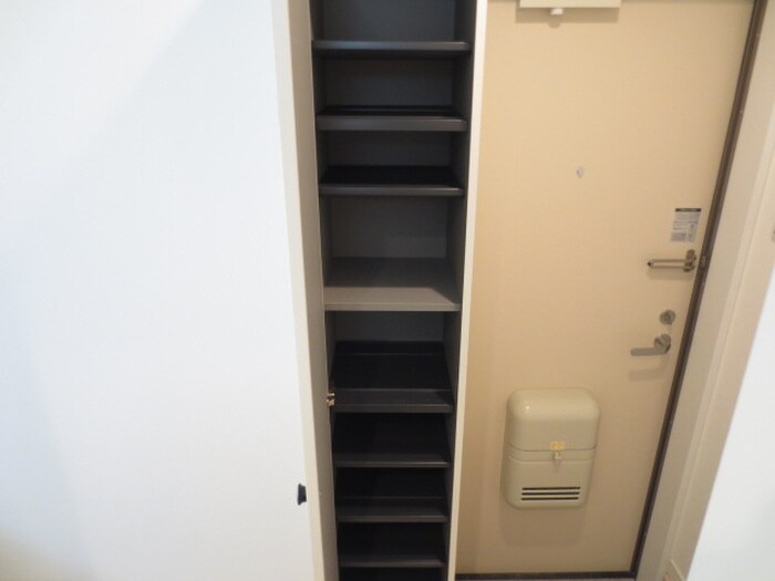 物件内観写真11　(靴箱)