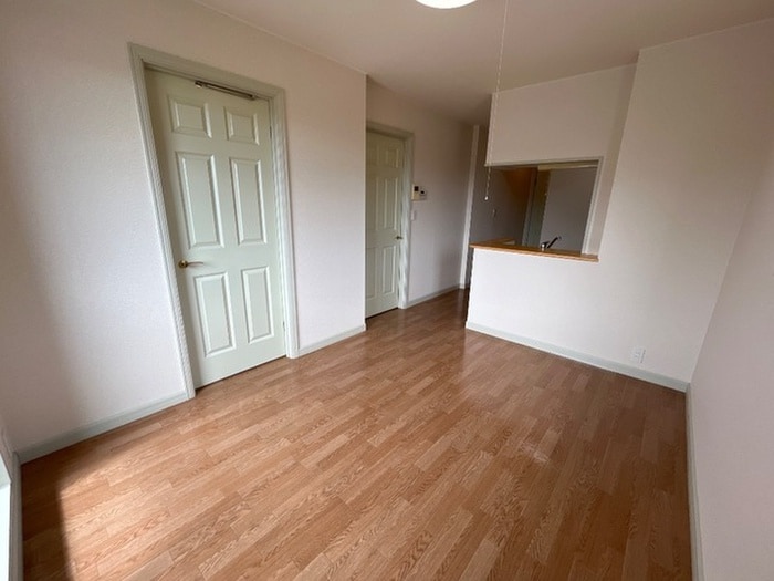 物件内観写真4　(居室)