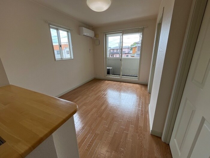 物件内観写真5　(居室)