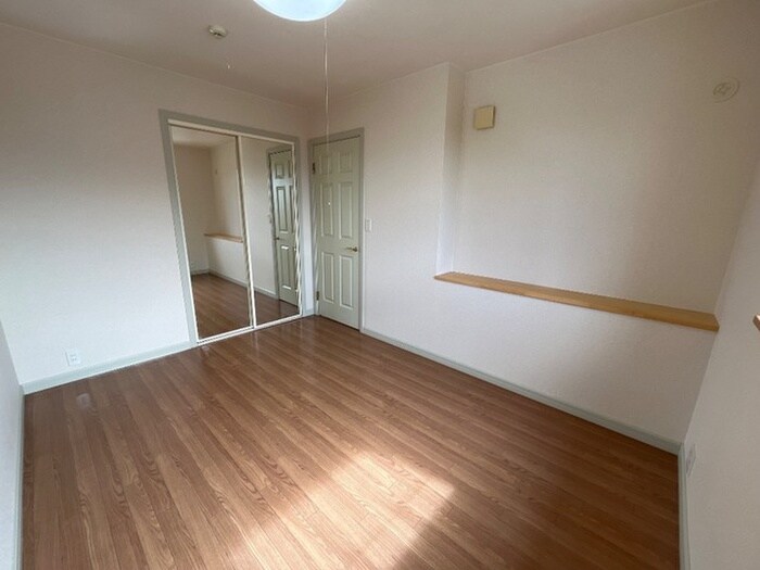 物件内観写真9　(居室)