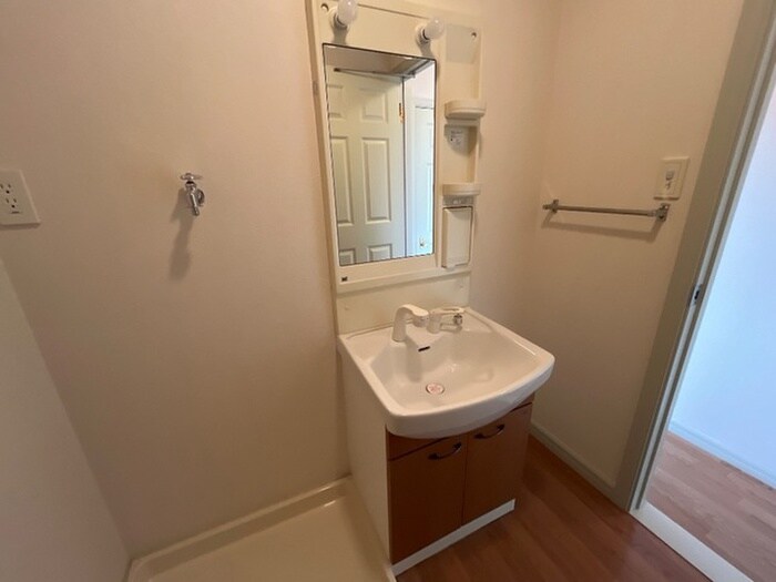 物件内観写真12　(洗面)