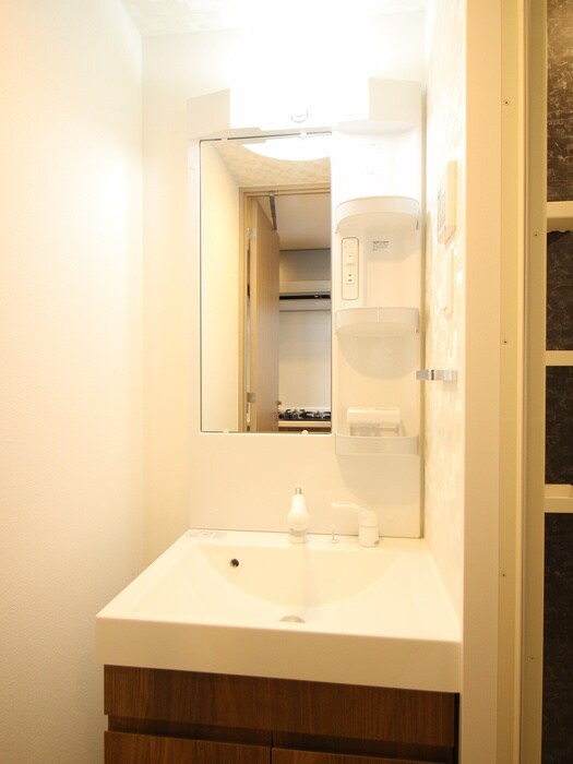 物件内観写真11　(洗面)