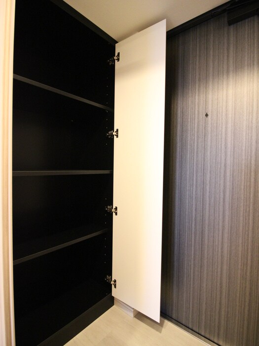 物件内観写真12　(靴箱)