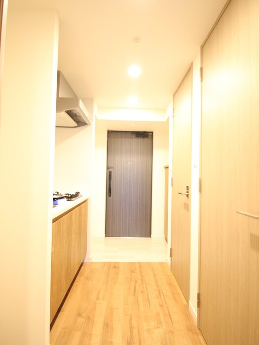 物件内観写真13　(玄関)