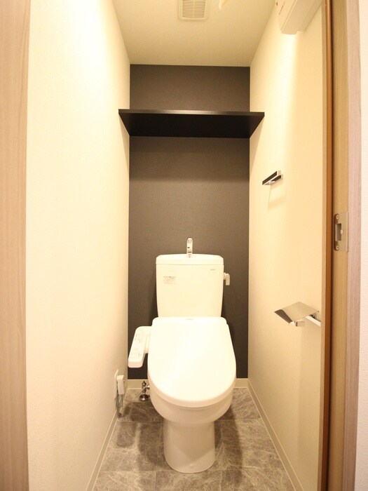 物件内観写真14　(トイレ)