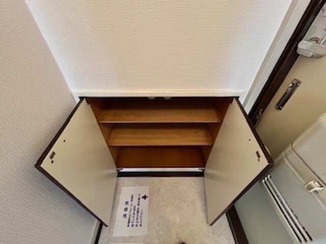 物件内観写真19　(靴箱)