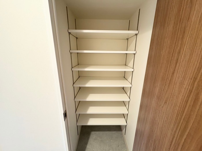 物件内観写真15　(靴箱)