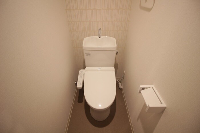 物件内観写真16　(トイレ)