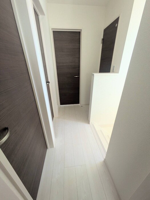 物件内観写真17　(廊下)