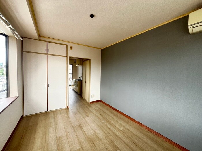 物件内観写真5　(居室)