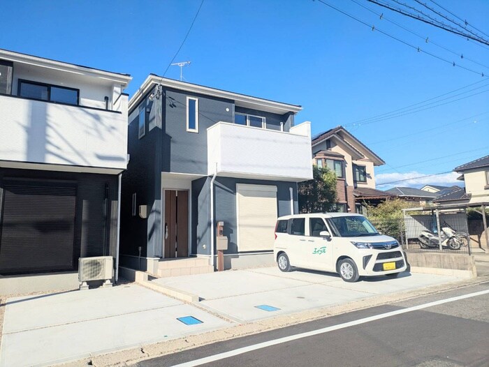 物件外観写真3　(外観写真)