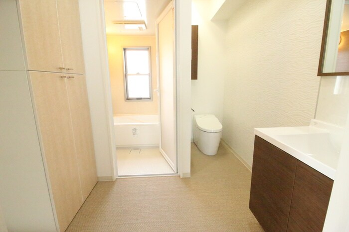 物件内観写真16　(洗面)