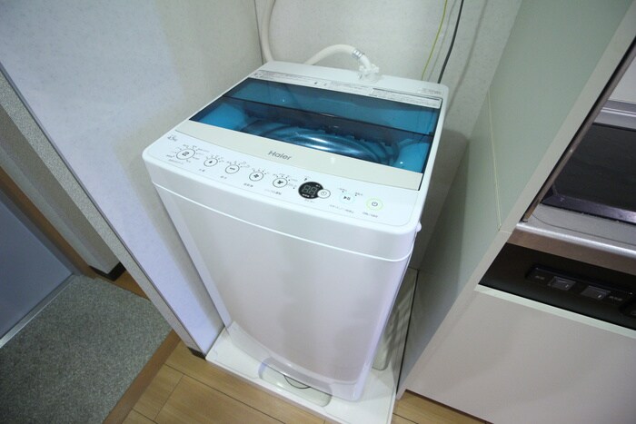 物件内観写真13　(洗濯機置場)