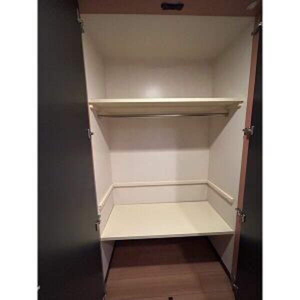 物件内観写真14　(収納)