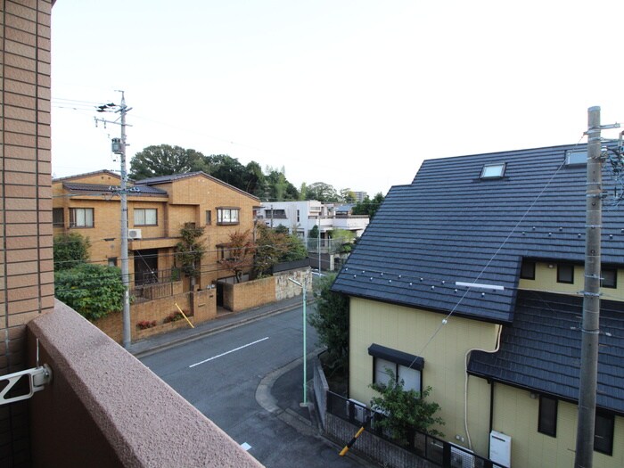 物件内観写真16　(室内からの展望)