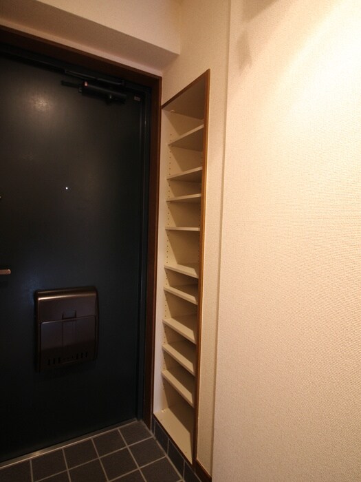 物件内観写真18　(靴箱)