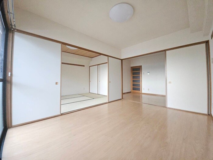 物件内観写真7　(居室)