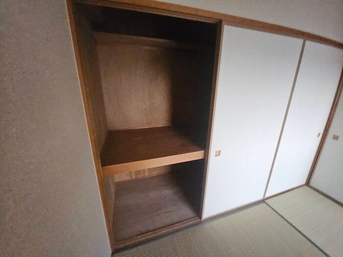物件内観写真11　(収納)