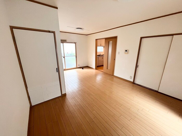 物件内観写真7　(居室)