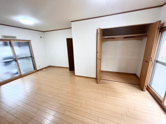 物件内観写真8　(収納)