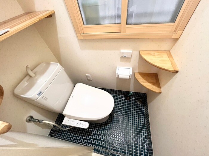 物件内観写真14　(トイレ)