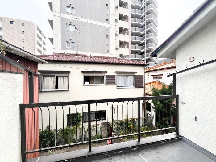 物件内観写真16　(室内からの展望)