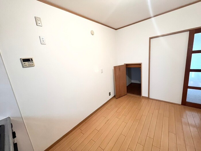 物件内観写真21　(収納)