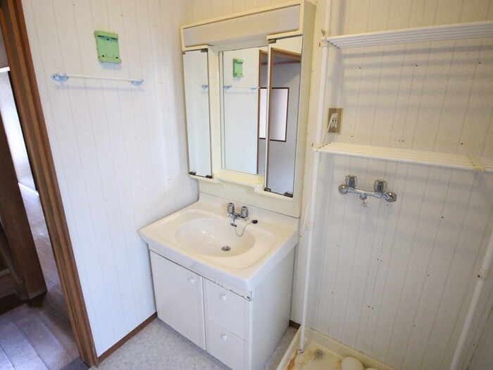 物件内観写真11　(洗面)