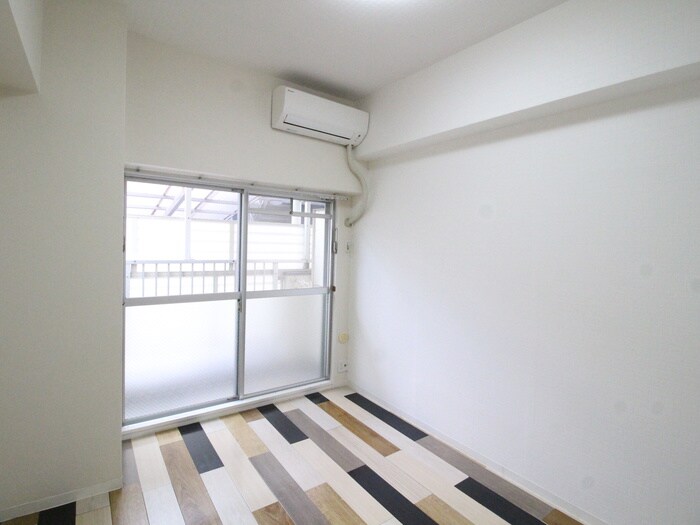 物件内観写真11　(居室)