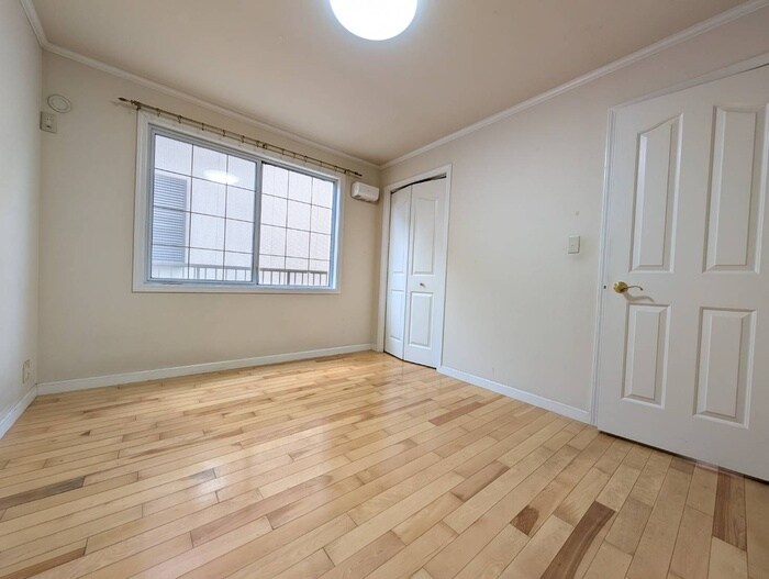 物件内観写真10　(居室)