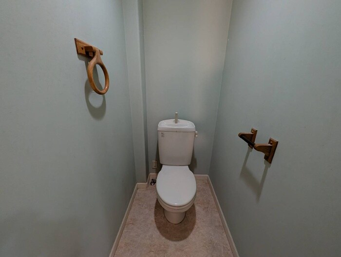 物件内観写真15　(トイレ)