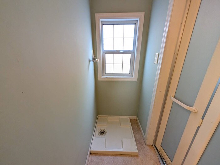 物件内観写真17　(洗濯機置場)