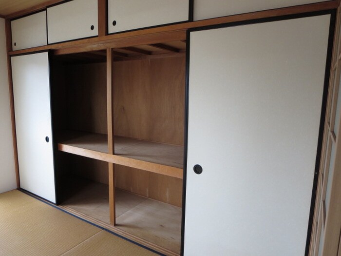 物件内観写真10　(収納)