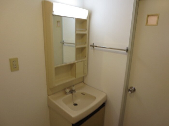 物件内観写真14　(洗面)