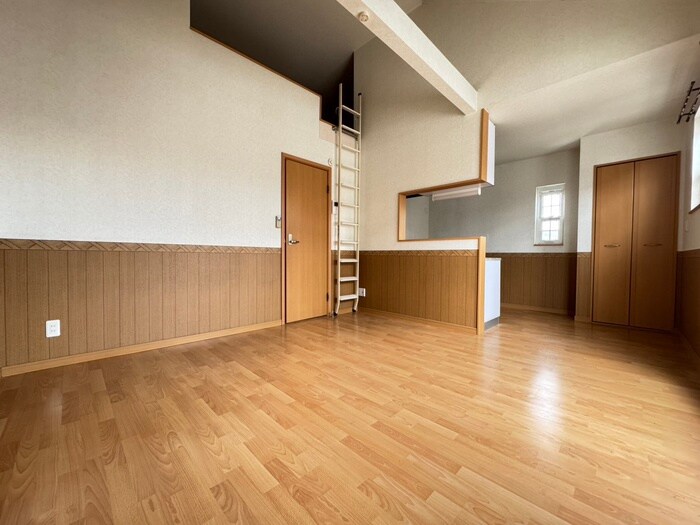 物件内観写真7　(居室)