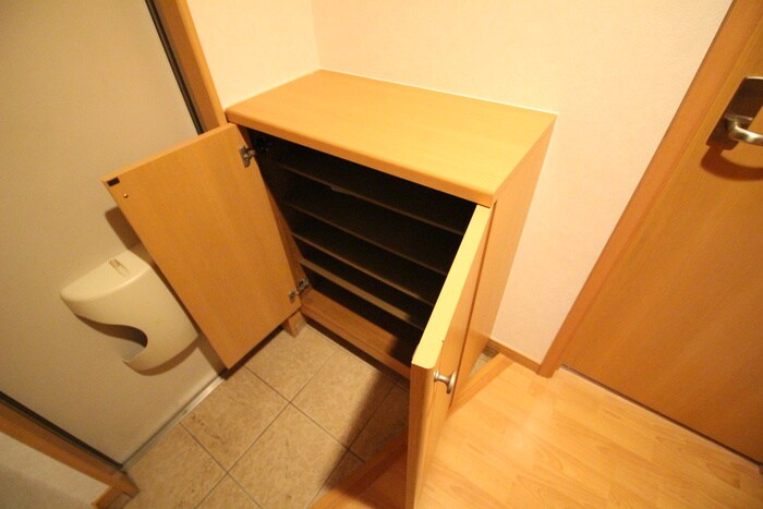 物件内観写真16　(靴箱)