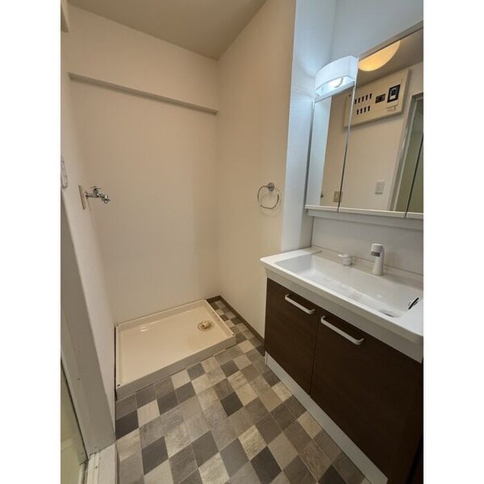 物件内観写真10　(洗面)