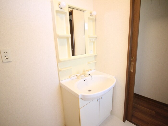 物件内観写真12　(洗面)