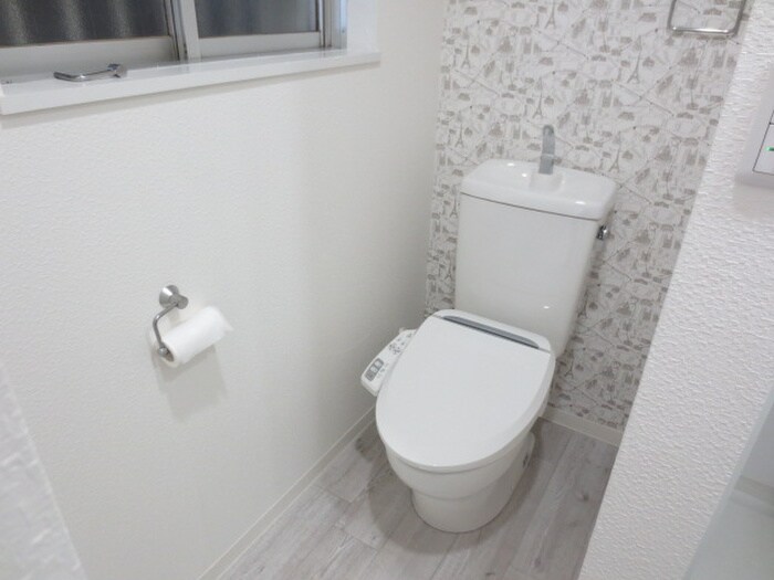 物件内観写真10　(トイレ)