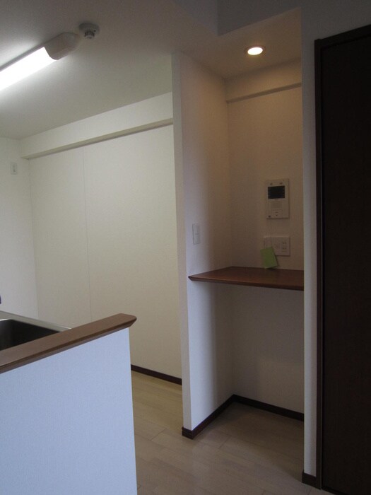 物件内観写真13　(内観写真)