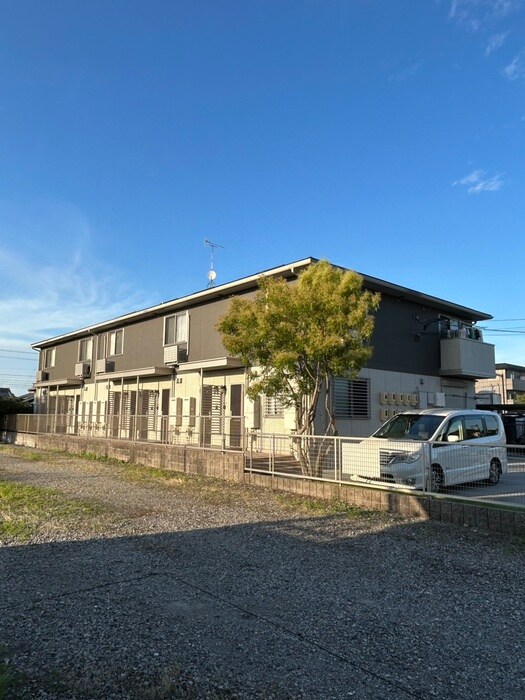 物件外観写真5　(外観写真)