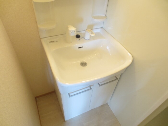 物件内観写真12　(洗面)