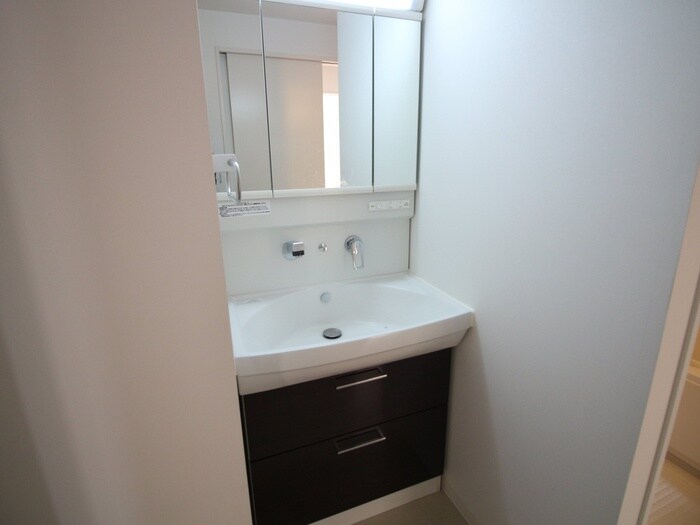 物件内観写真10　(洗面)