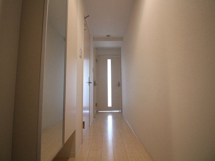 物件内観写真14　(廊下)